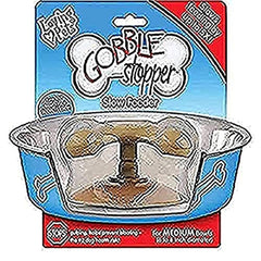Gobble Stopper de Loving Pets en un cuenco para alimentación lenta de perros.