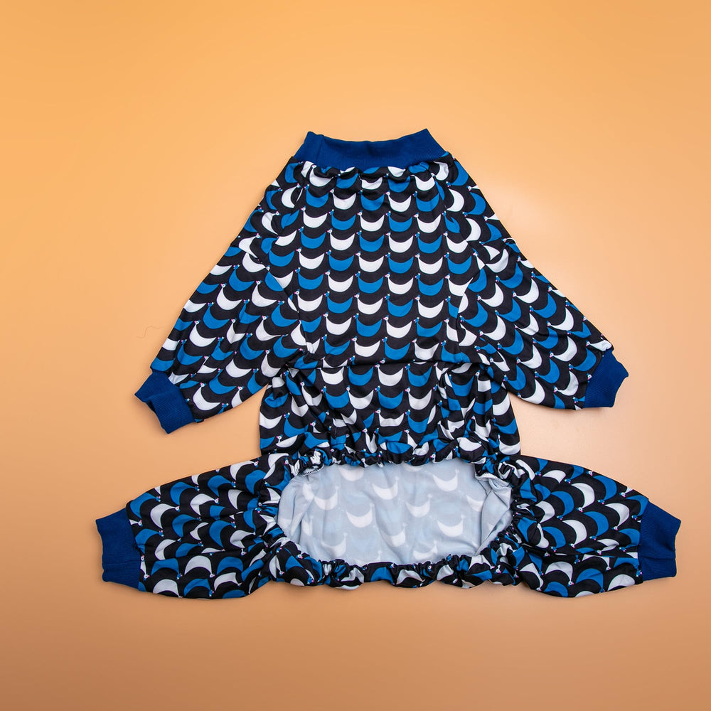 Diseño para fiestas de LovinPet Jammies, fácil de vestir en segundos.