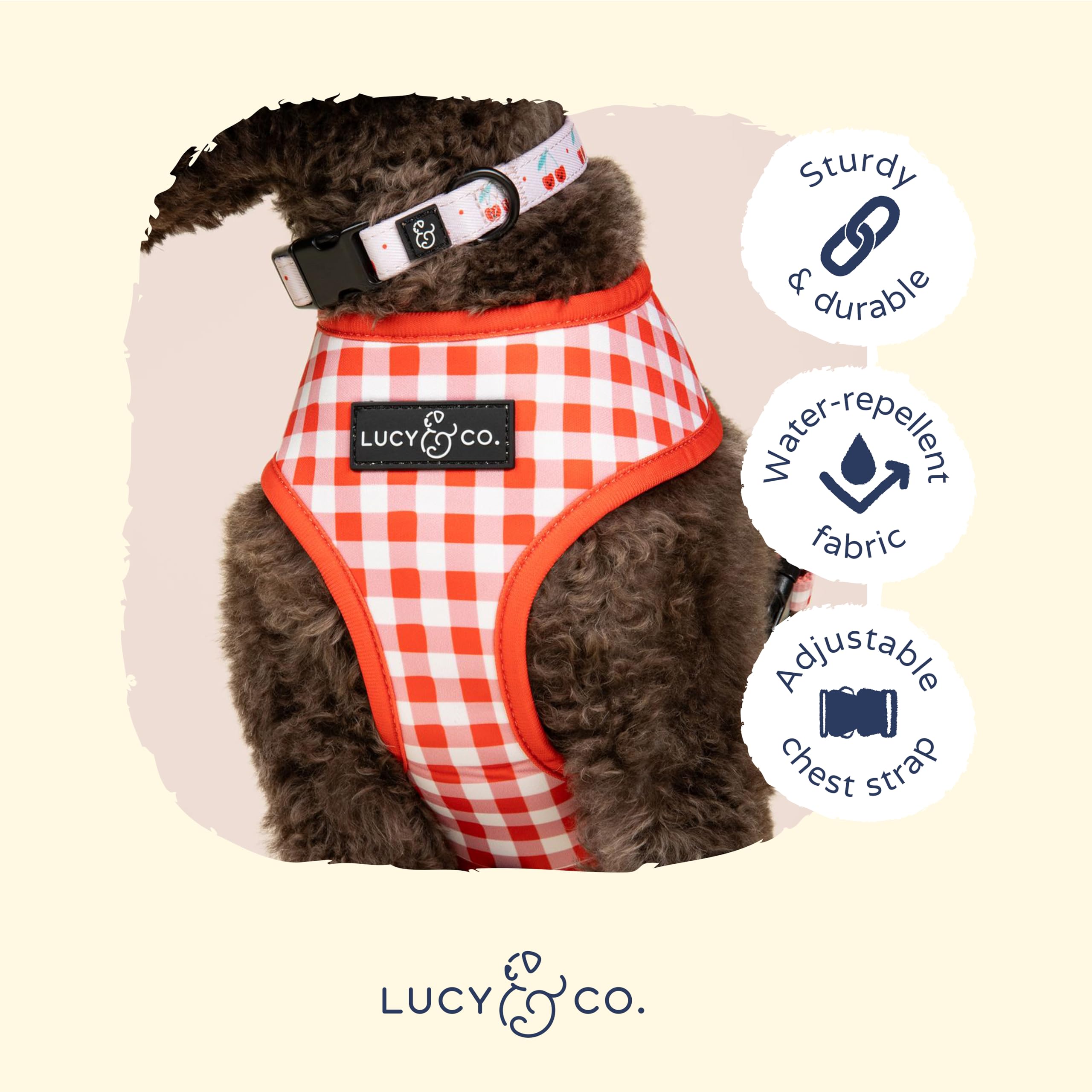 Lucy & Co. Cheery Cherries diseño ligero, ideal para aventuras diarias.
