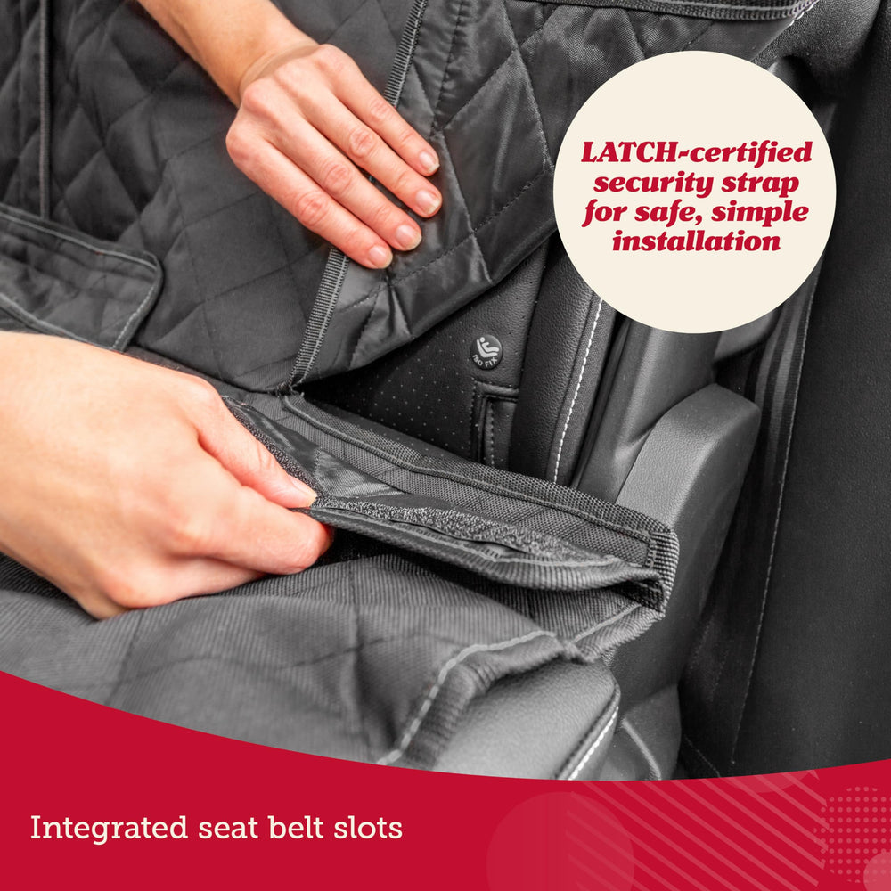 Lusso Gear: acceso-seguro-cinturon facilita ajustar cinturón en viajes familiares.