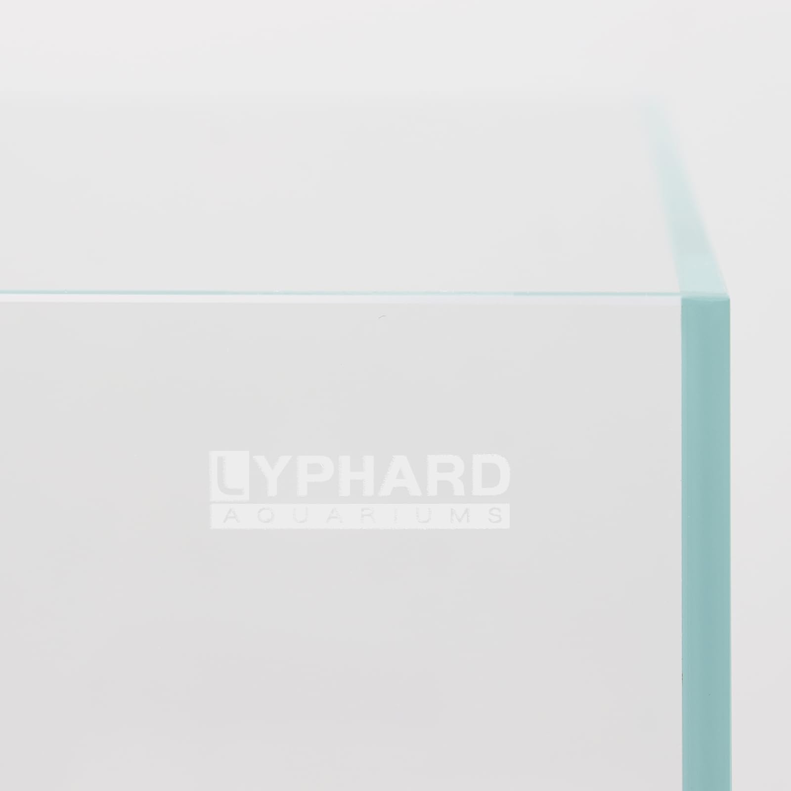 Acuario LYPHARD AQUARIUMS base EVA incluida para nivelación estable.