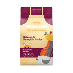Made by Nacho bolsa 11lb al frente, opción práctica para alimentar a diario.