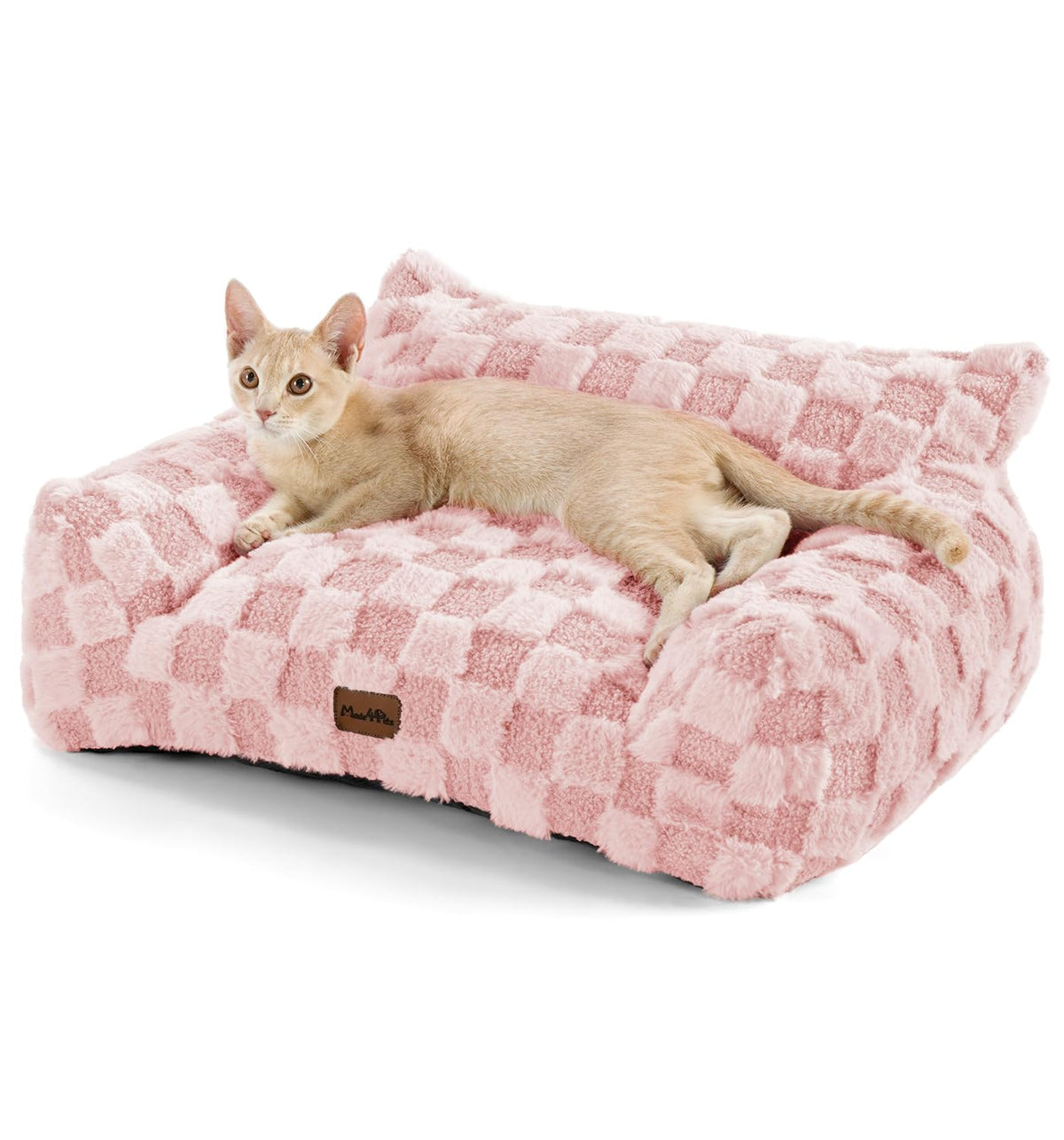 MADE 4 PETS cama gato interior rosa con diseño cuadriculado para descanso cómodo.