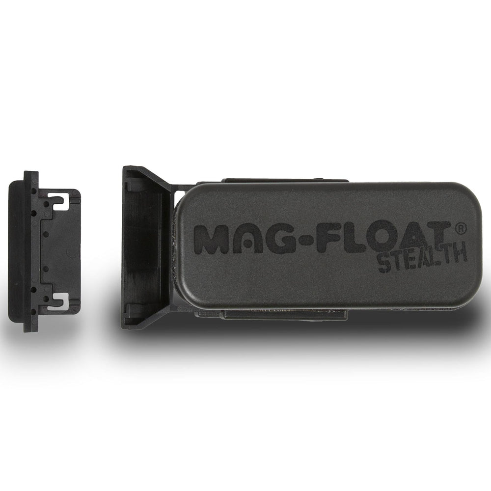 Mag-Float, superficie flotante mostrando uso sin mojarse para limpieza.