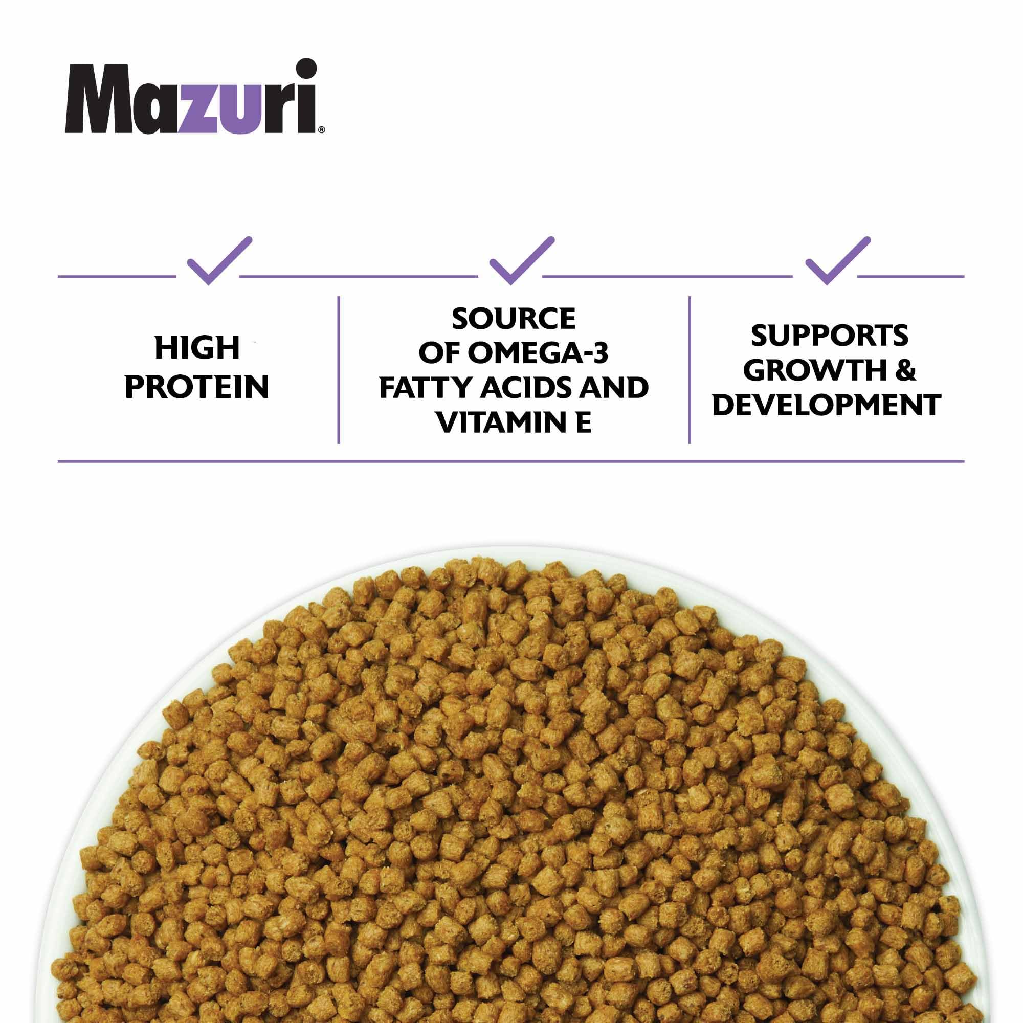 Erizo comiendo Mazuri, pellets sabrosos que favorecen la aceptación.