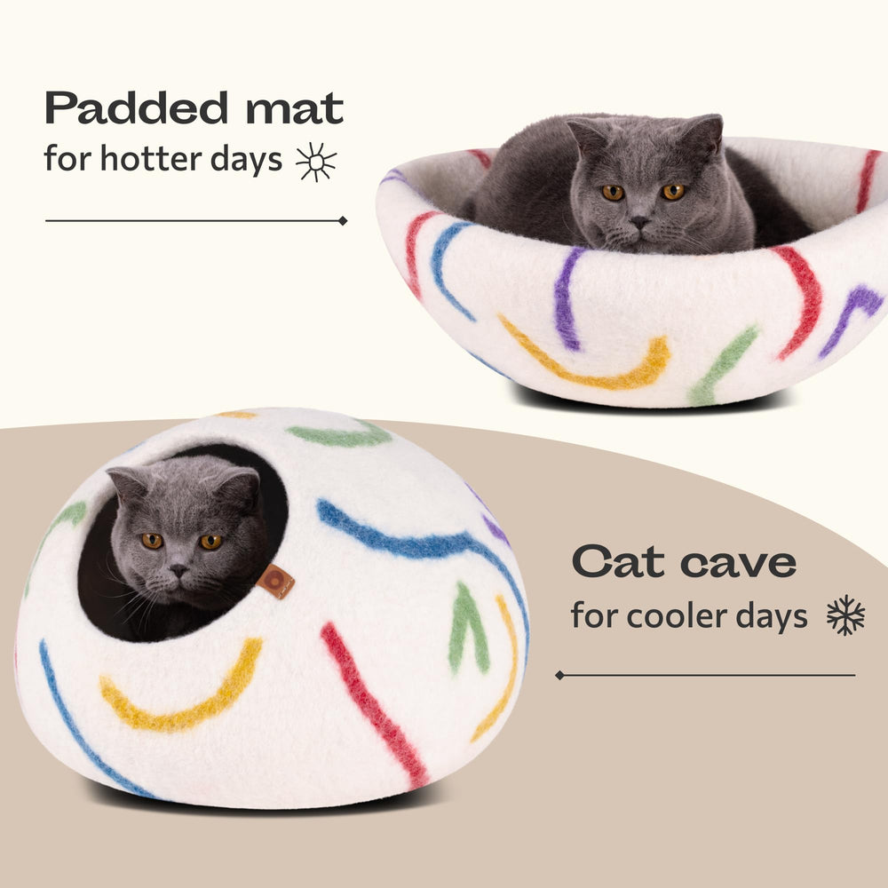 Cama superior en la cueva MEOWFIA, doble función para juego y descanso.