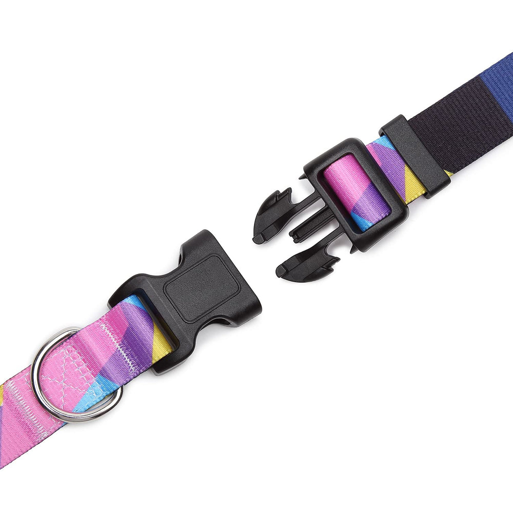 Mercano collar ajustable con patrón rombo bosque, perfecto para aventuras al aire libre
