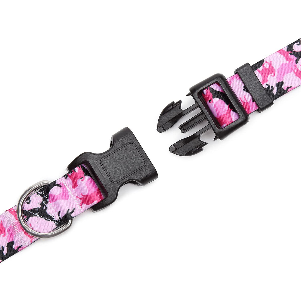 Mercano collar perro camuflaje rosa, ideal para diferentes tamaños.