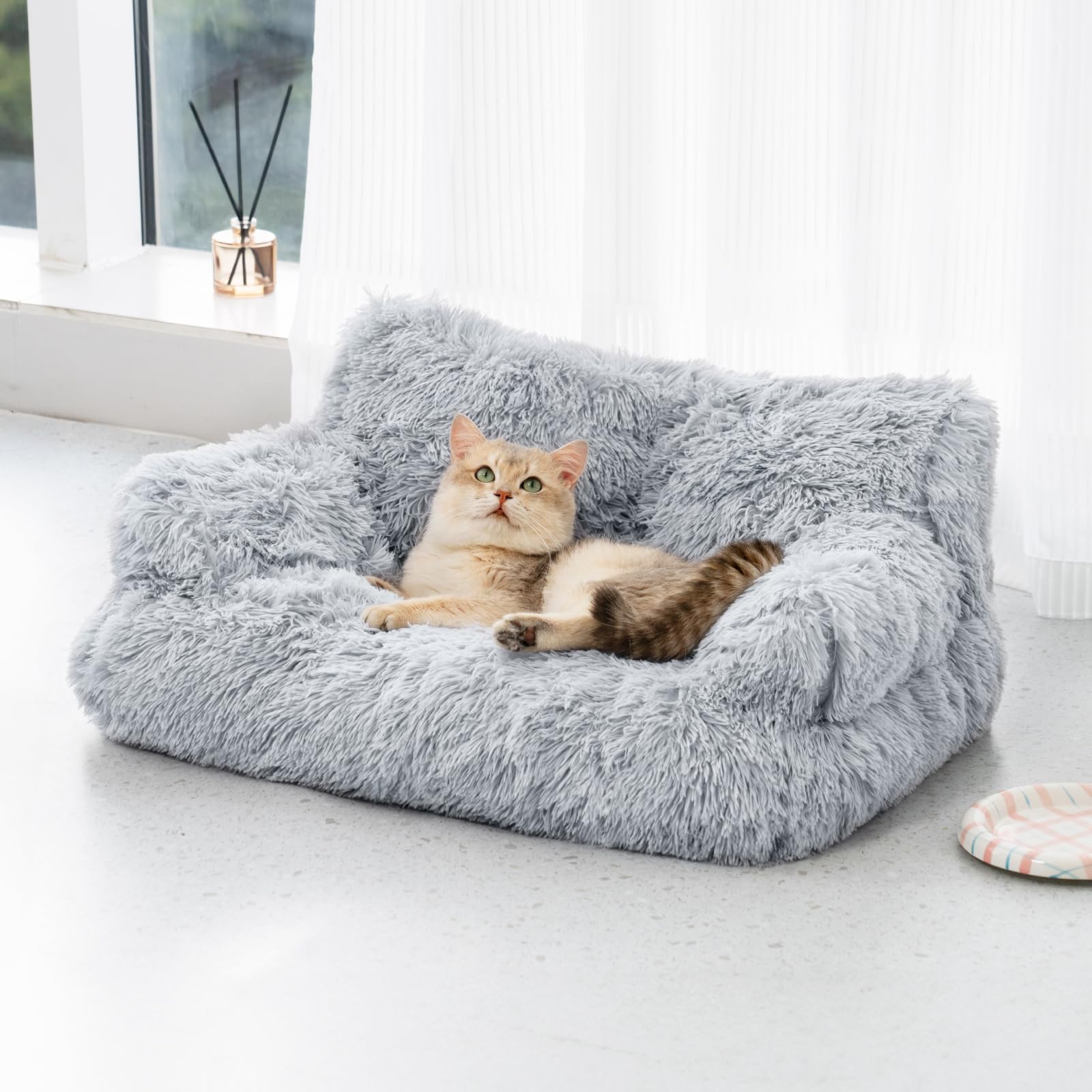 Mewoo funda-saca-lavable-gris facilita mantener limpia la cama de tu mascota.