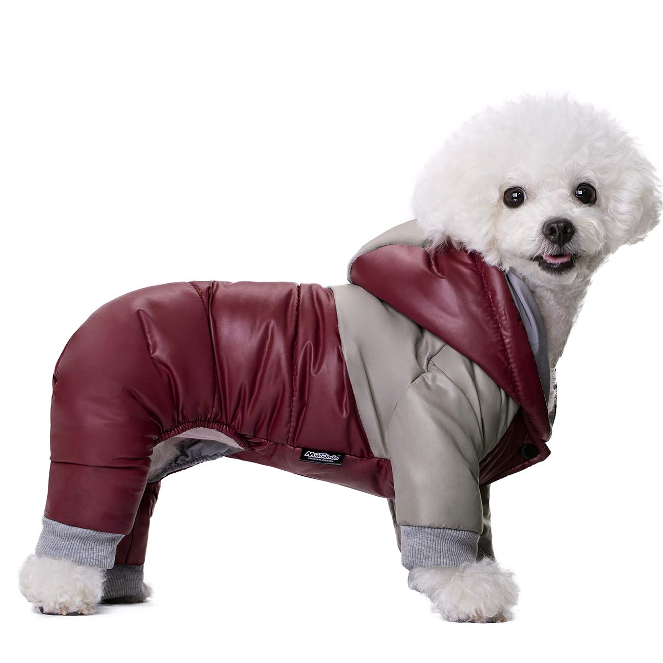 Miaododo abrigo para perro, primer plano con acolchado suave.
