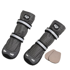 Zapatillas MOKO PAWS para perros: botas altas antideslizantes para paseo activo.