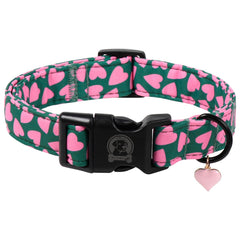 MR.CHUBBYFACE collar San Valentín con corazón rojo, ideal para fotos y eventos.