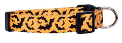 Native Pup collar murciélagos grande con hebilla de ajuste seguro para comodidad.