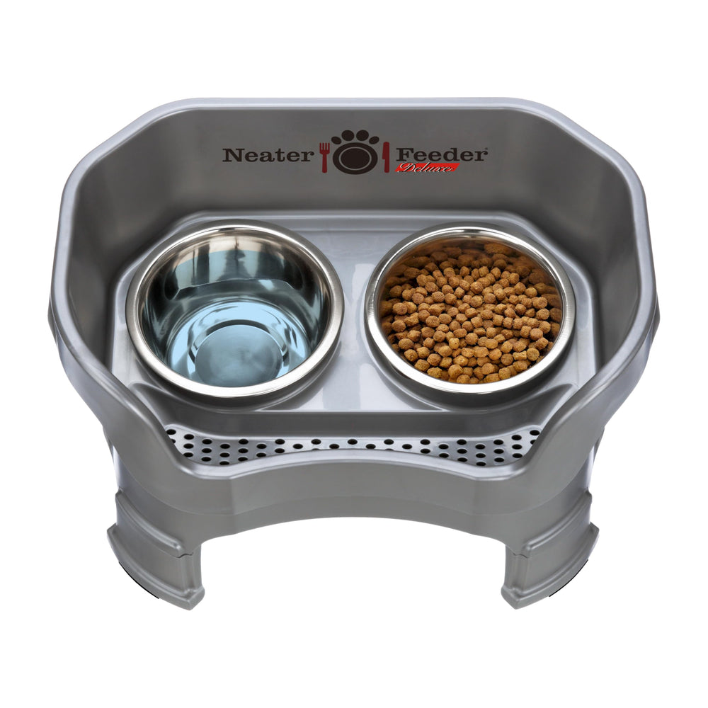 Neater Feeder Deluxe dimensiones 18x11x12.5 pulgadas para un encaje perfecto