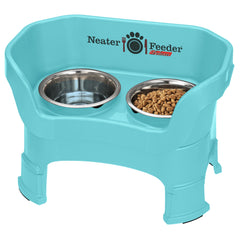 Neater Feeder Deluxe: soporte alto para tazones, ideal para perros medianos y comederos ordenados.