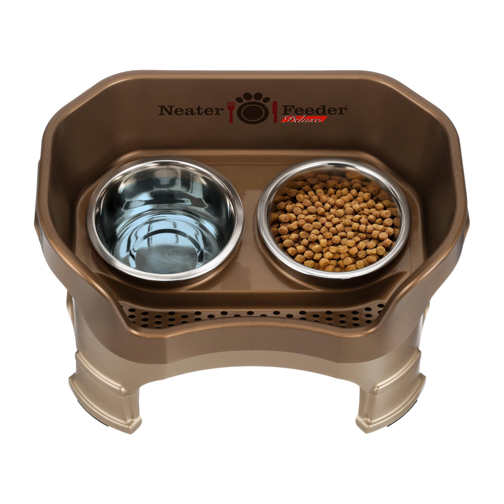 Neater Feeder Deluxe, tazones capacidad 3.5 y 5 tazas, uso práctico.