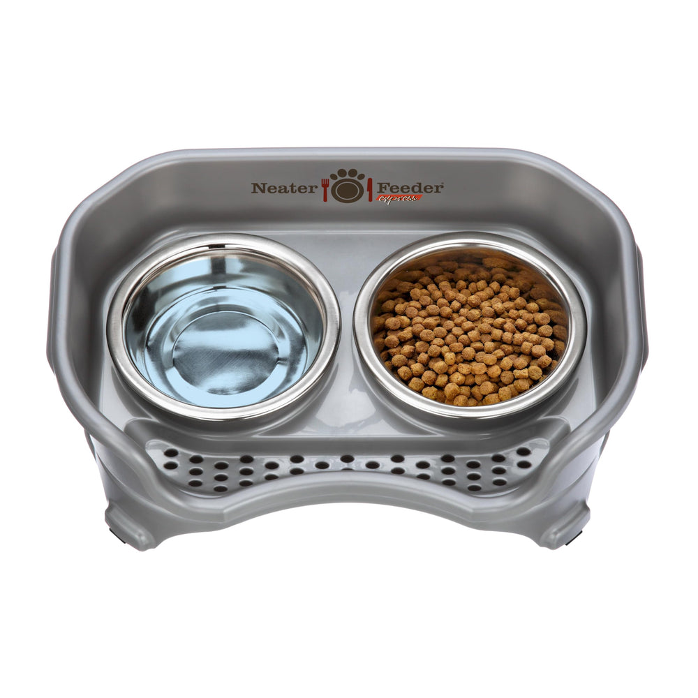 Neater Feeder Express: extensiones de patas no compatibles.