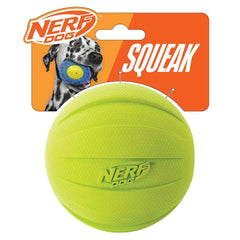 Nerf Dog pelota de goma con chirrido y 4 pulgadas para perros medianos y grandes