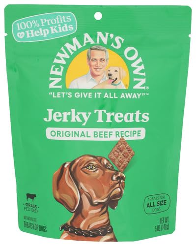 Detalle de textura de las tiras Newman's Own original, snack proteico para perros activos.