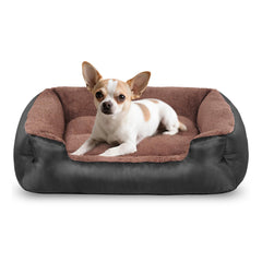 Cama NIRDOG para perros pequeños con laterales altos de apoyo.