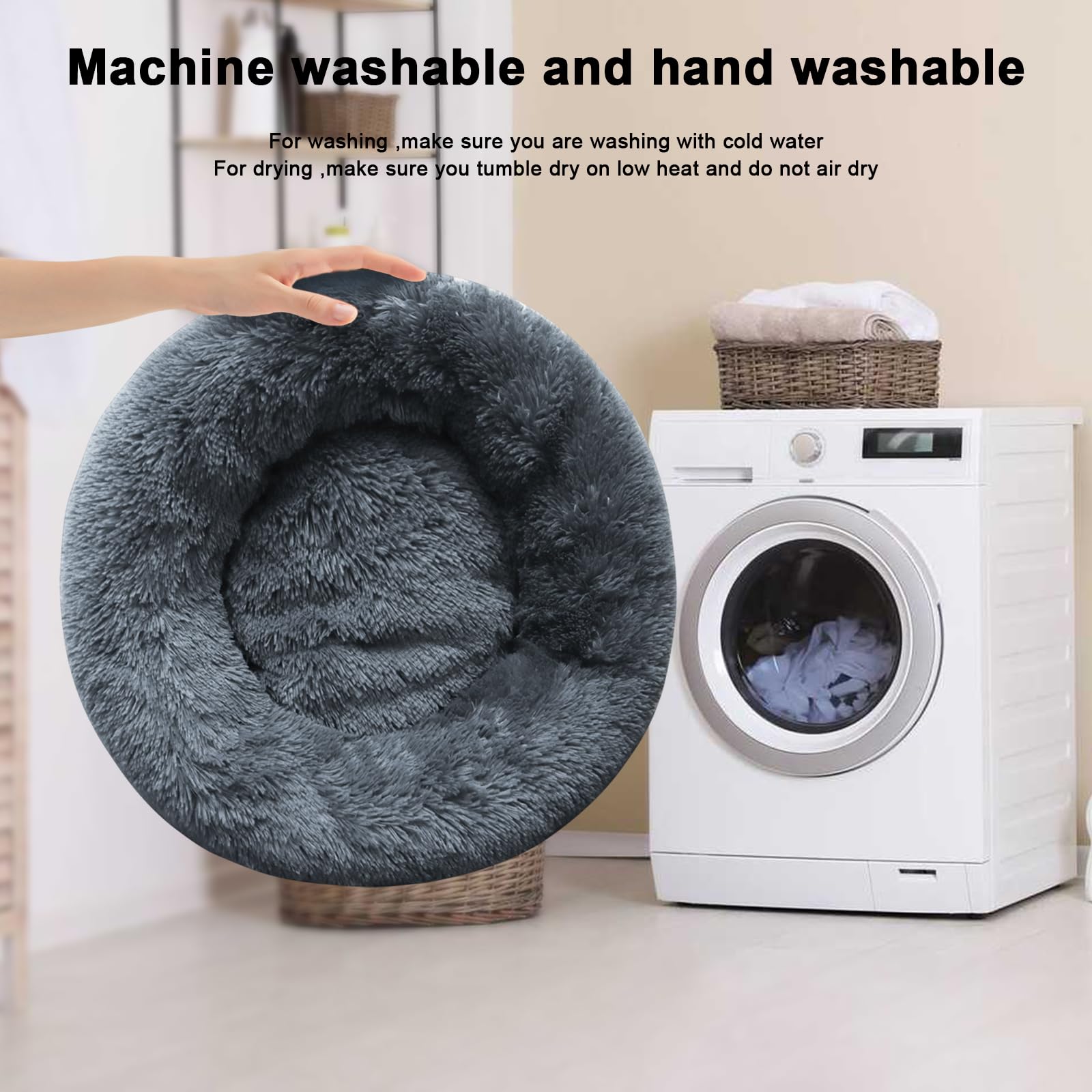 Textura suave de la cama Nisrada en tejido peluche para calor y confort.