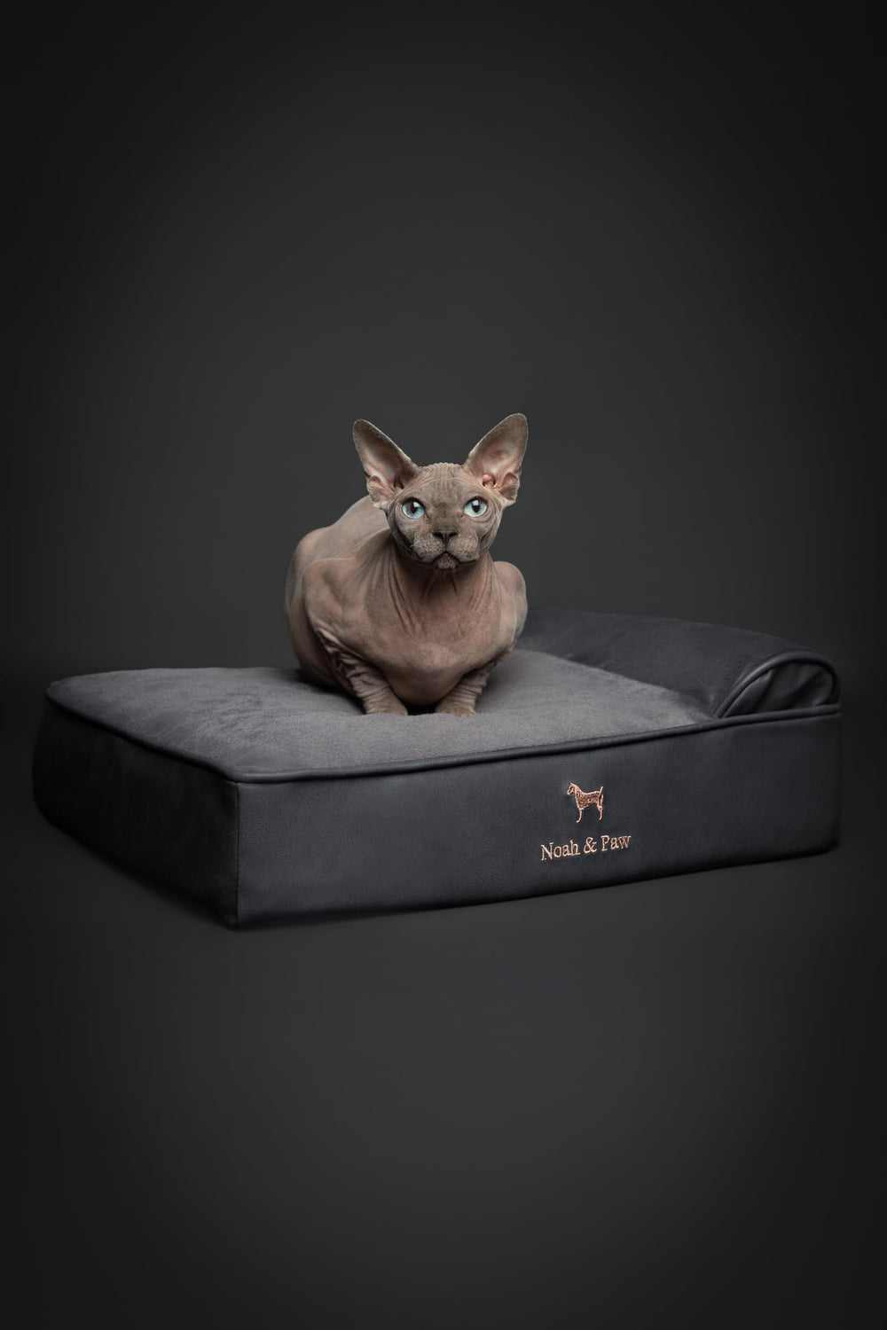 Cama NOAH & PAW impermeable con cuero sintético, funda exterior resistente al agua.