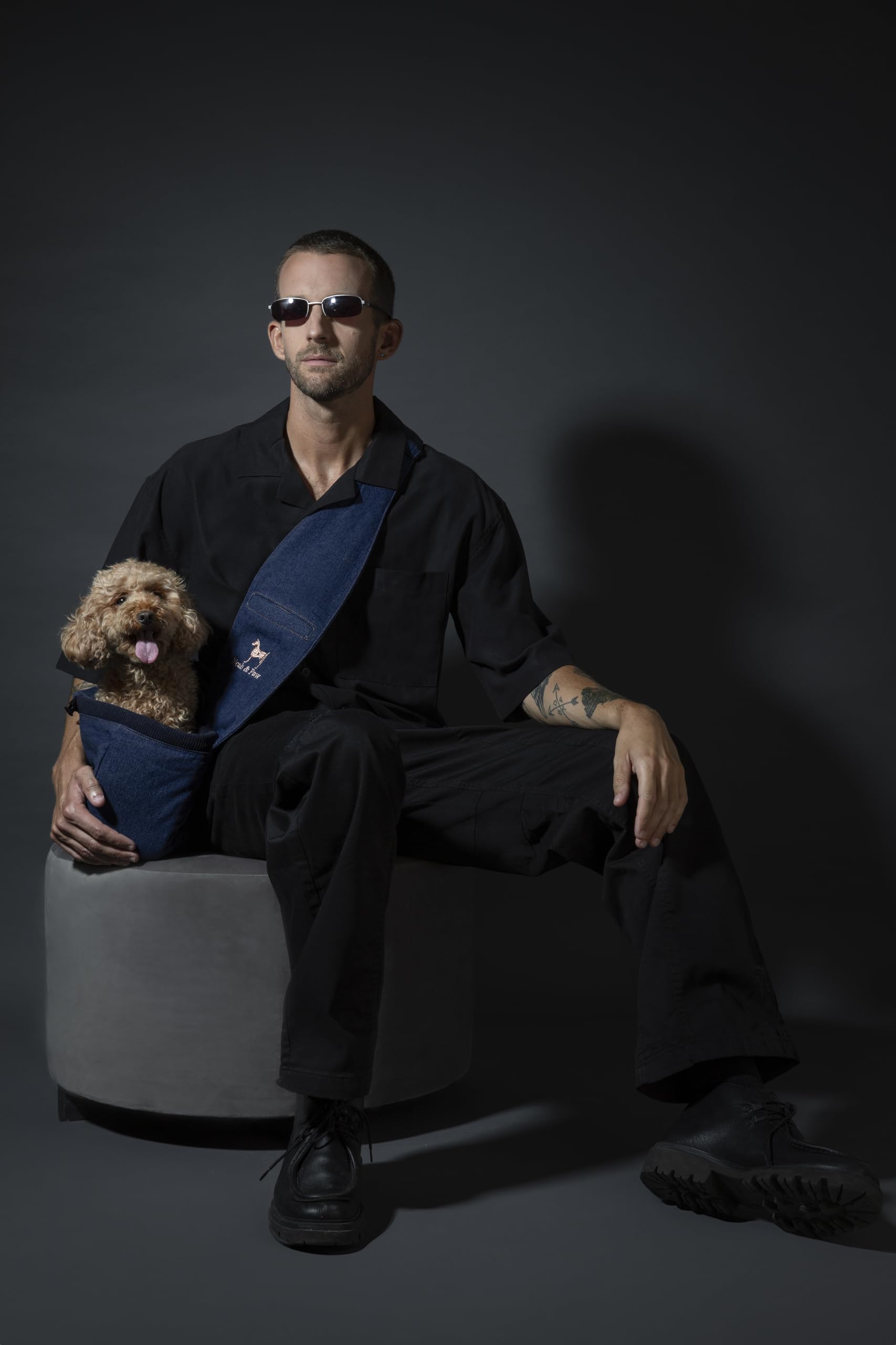 Correa ajustable del portador NOAH & PAW para adaptar la altura.