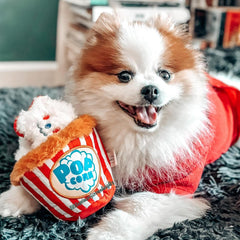 Nocciola palomitas bordadas con expresiones, perfecto para estimulación mental.