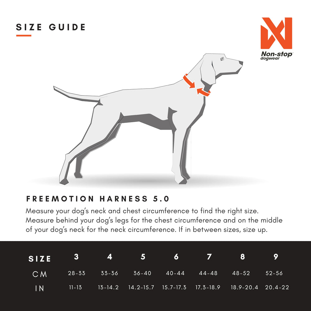 Non-stop dogwear Freemotion Harness durante paseo en bici, control y comodidad.