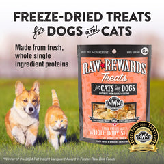 Bocados pequeños de Northwest Naturals, fáciles de masticar para perros y gatos.