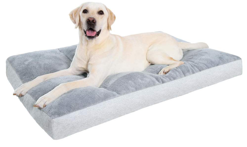 Cama para perro grande de la marca NUPIDA con superficie plush de lujo para descanso cómodo.