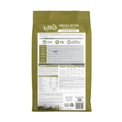 NutriSource bocados pequeños de pollo y guisantes, fáciles de masticar para perros pequeños.
