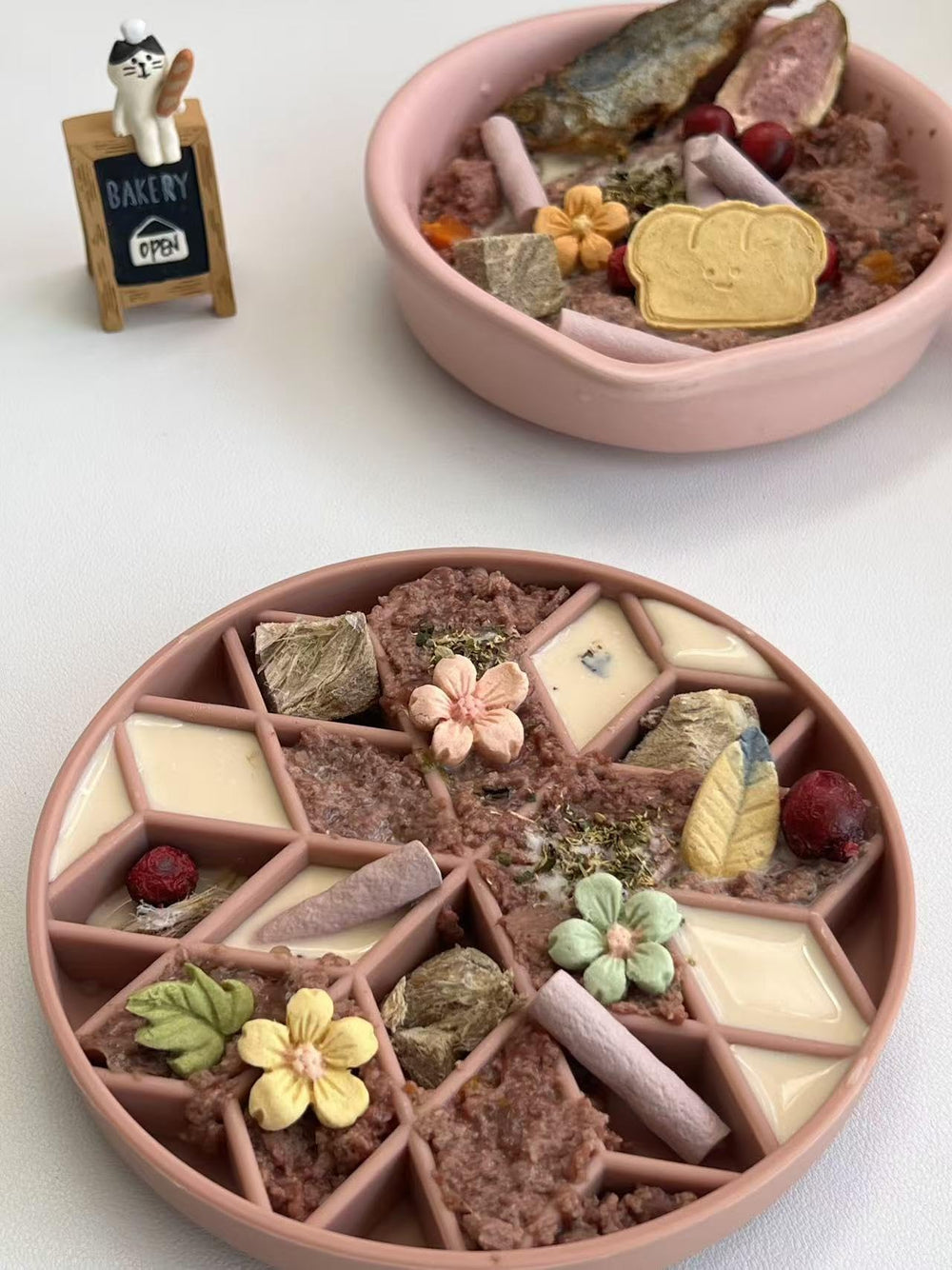 OHMO diámetro de 18,5 cm, ideal para comida seca y húmeda.