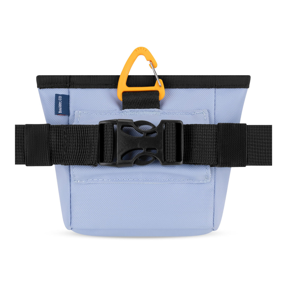 OllyDog bolsa de premios: detalle en tela reciclada para entrenamiento sostenible y duradero.