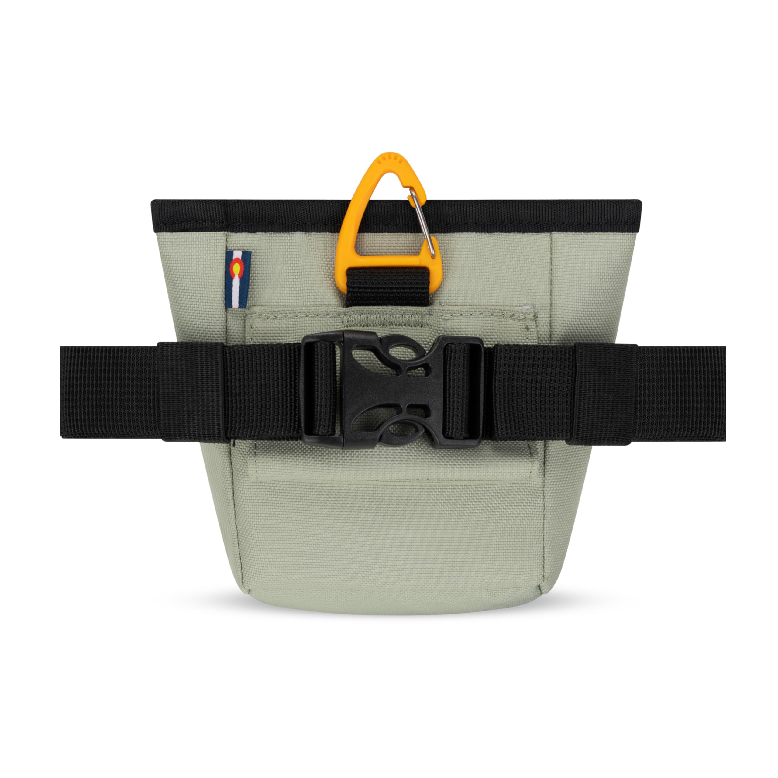 Dimensiones de OllyDog Goodie Treat Bag: 4x4.75x2.5 pulgadas.