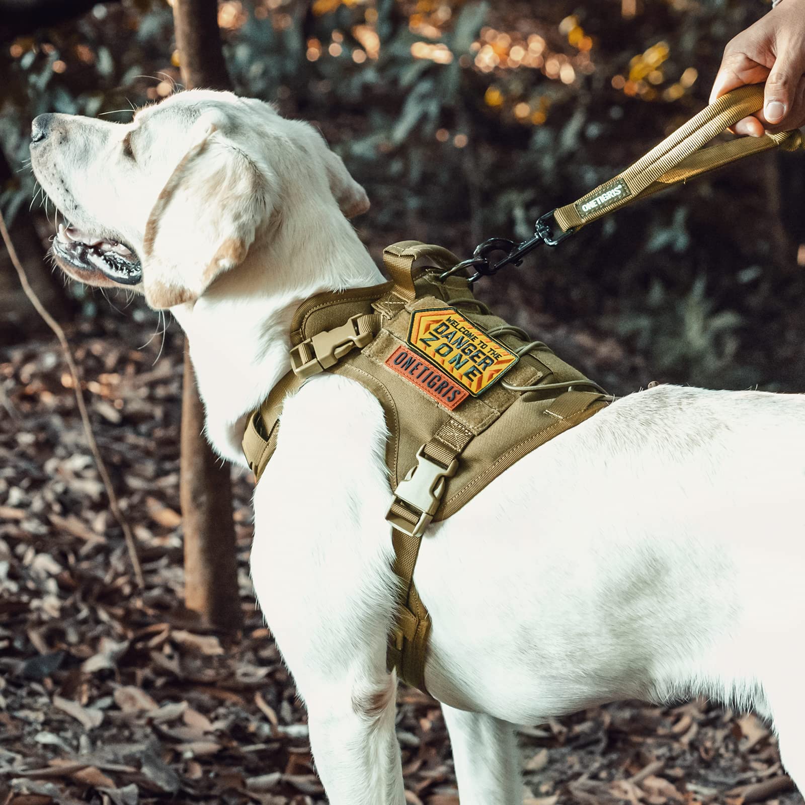 OneTigris arnés canino táctico para uso diario y entrenamiento.