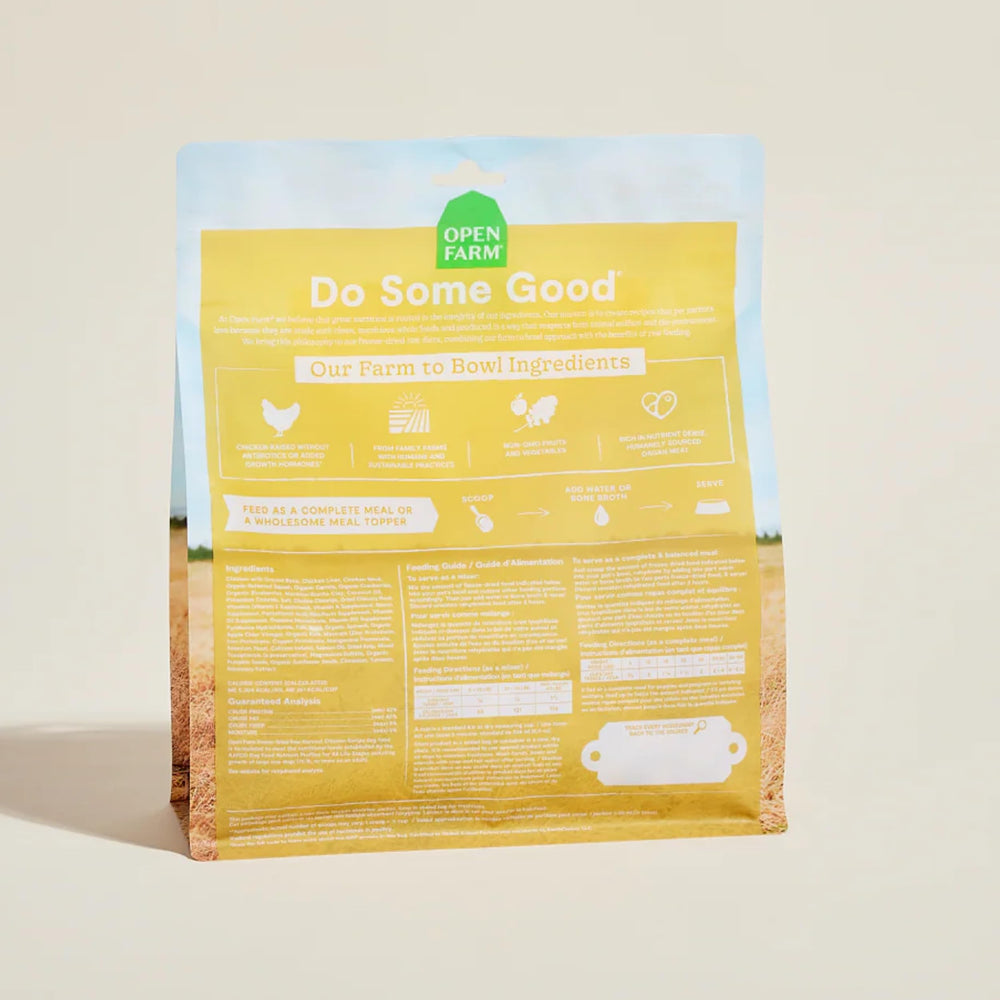 Open Farm bolsa 22oz muestra empaque de comida canina liofilizada.