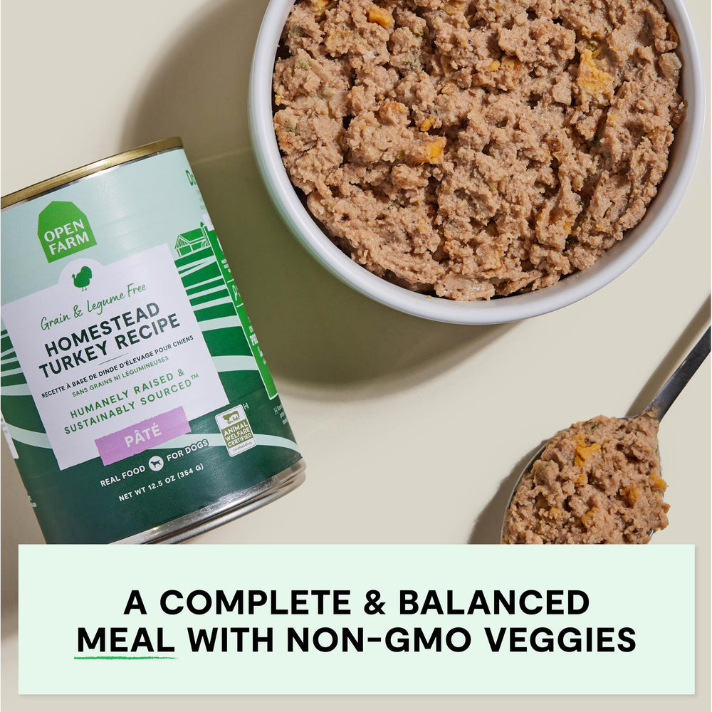 Open Farm Completa Nutrición Lata: contiene vegetales como batata, zanahoria y espinaca