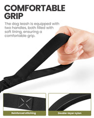 OutdoorMaster Correa Bungee con dos asas acolchadas para control cómodo durante caminatas.