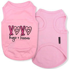 Camiseta Parisian Pet San Valentín Diva Rosa, ideal para paseos y fotos.