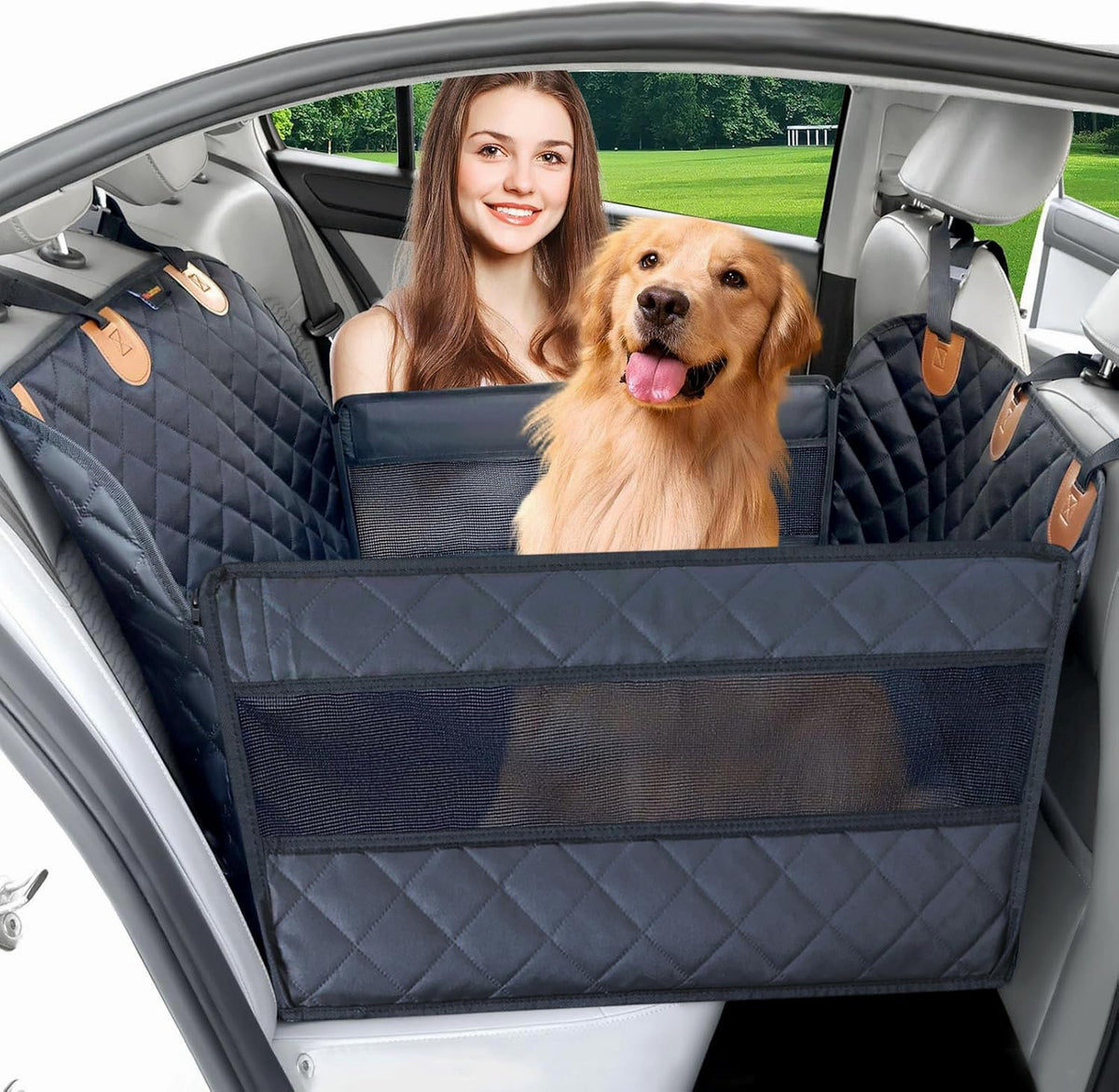 Paw Jamboree funda asiento trasero con base dura para mayor estabilidad.
