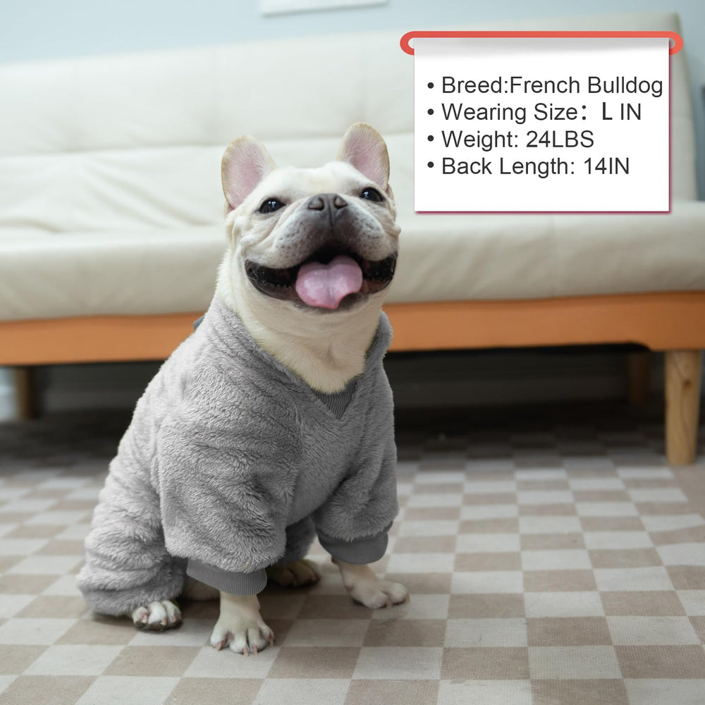 PAWCHIE pijama para uso interior y exterior, enfoque versatilidad, mantiene calor moderado.