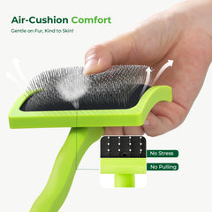 Pecute Slicker para gatos con pines suaves ofrece cepillado cómodo