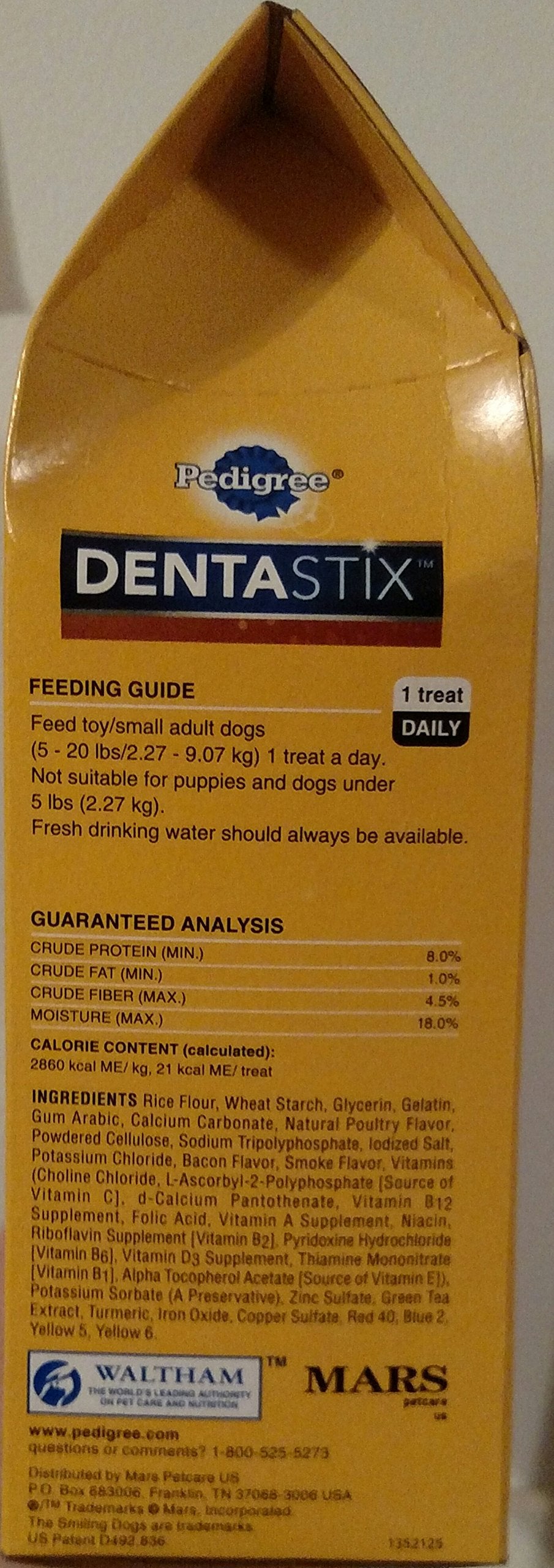 Dentastix Pedigree tamaño pequeño, ideal para perros pequeños, limpieza dental diaria.