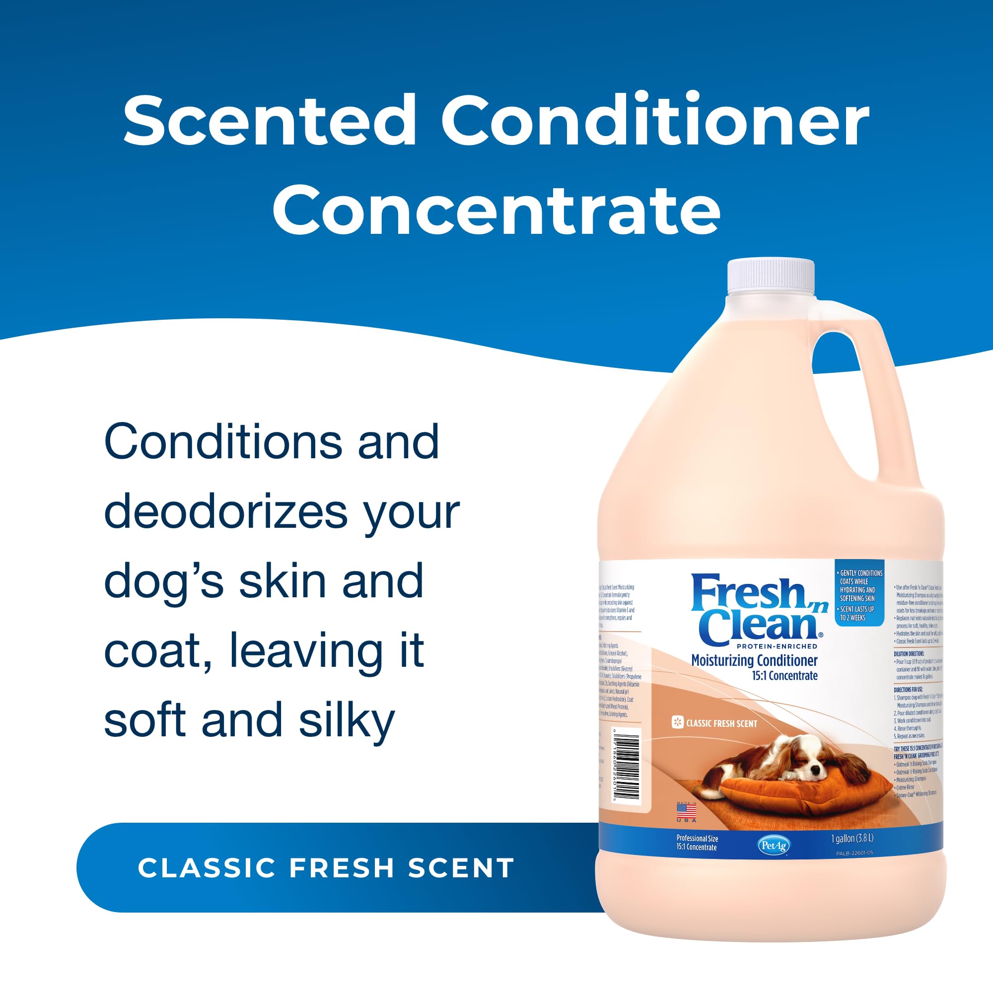 PetAg Fresh ’n Clean, aplicación en dorso del perro para un reparto uniforme.