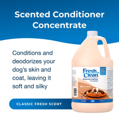 PetAg Fresh ’n Clean, aplicación en dorso del perro para un reparto uniforme.
