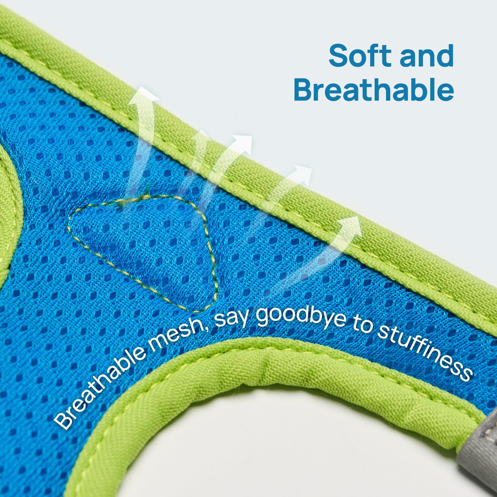 PetThem arnés gato diseño ergonómico, proporcionando confort durante paseos y viajes.