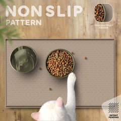 PetHappily tapete multiuso para gatos y perros bajo cuencos.