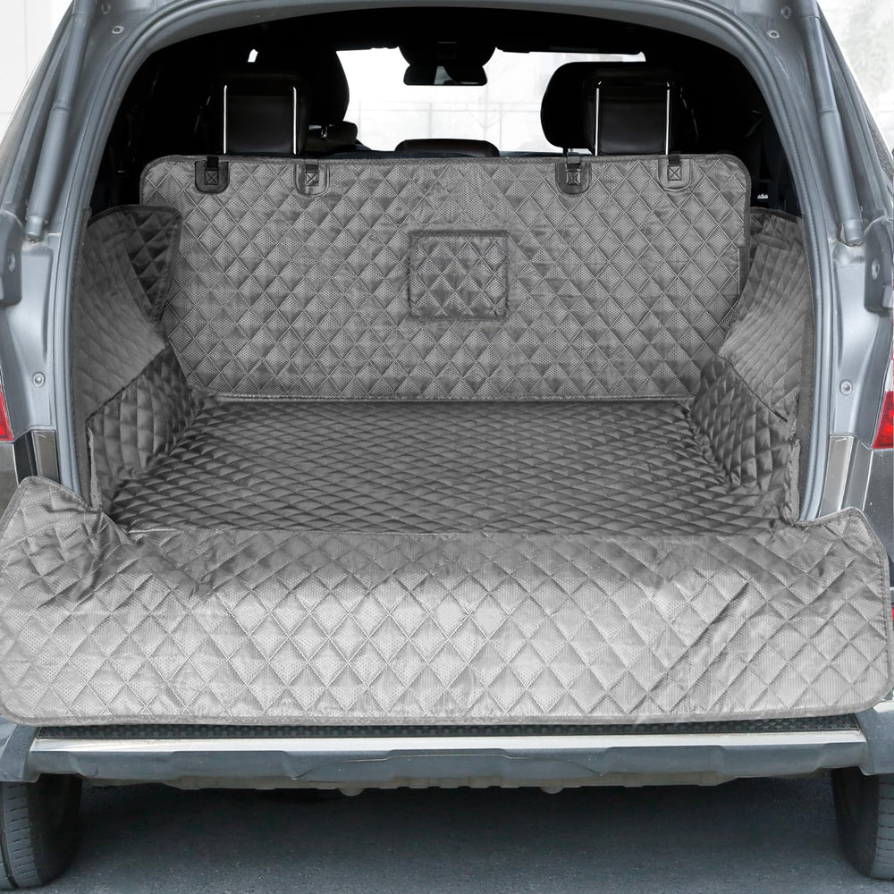 Peticon cubre-cargo para perros en SUV, protección duradera y resistencia.