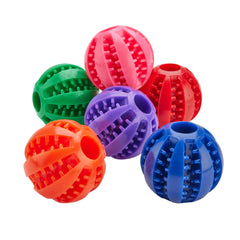 Petite Paws bola llenable premios, ideal para mantener a tu perro ocupado y premiarlo durante el juego.